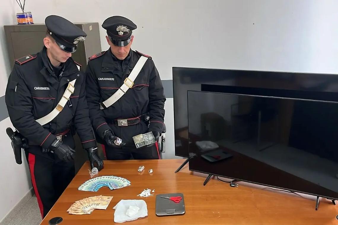 Spaccio di droga e furti: 33enne arrestato dai Carabinieri di Santa Marinella