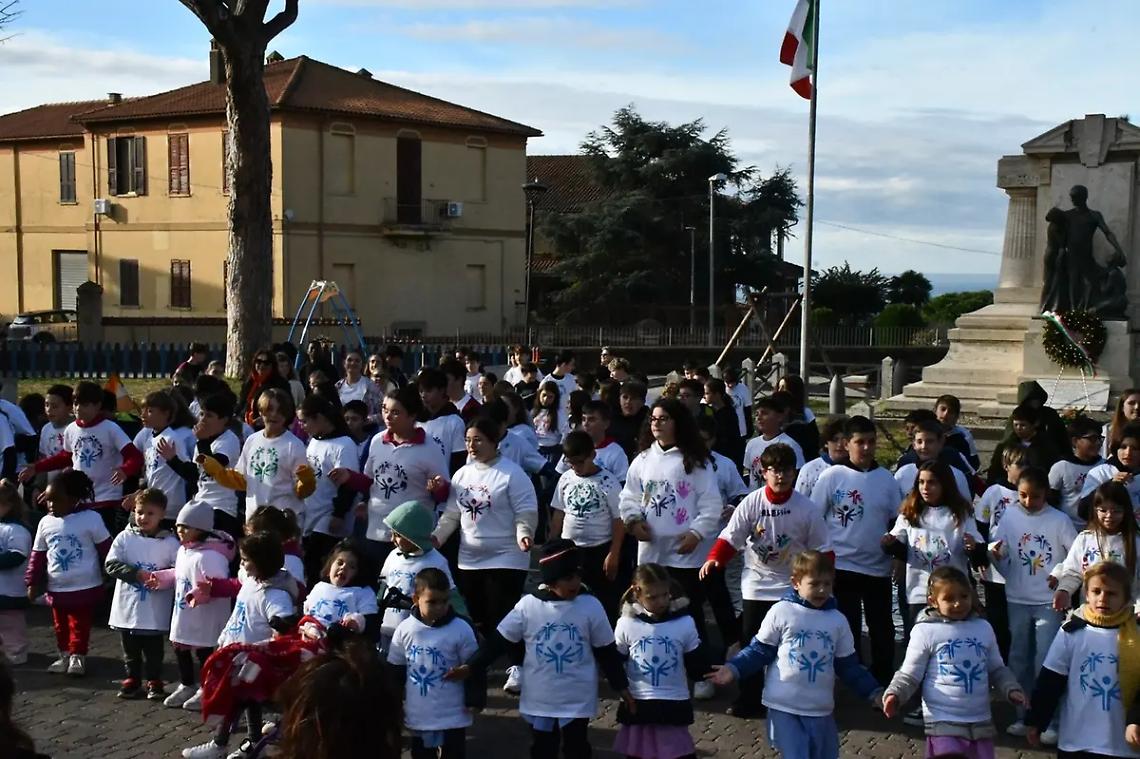 L&rsquo;istituto comprensivo &ldquo;Ettore Sacconi&rdquo; di Tarquinia ha celebrato l&rsquo;inclusione in musica