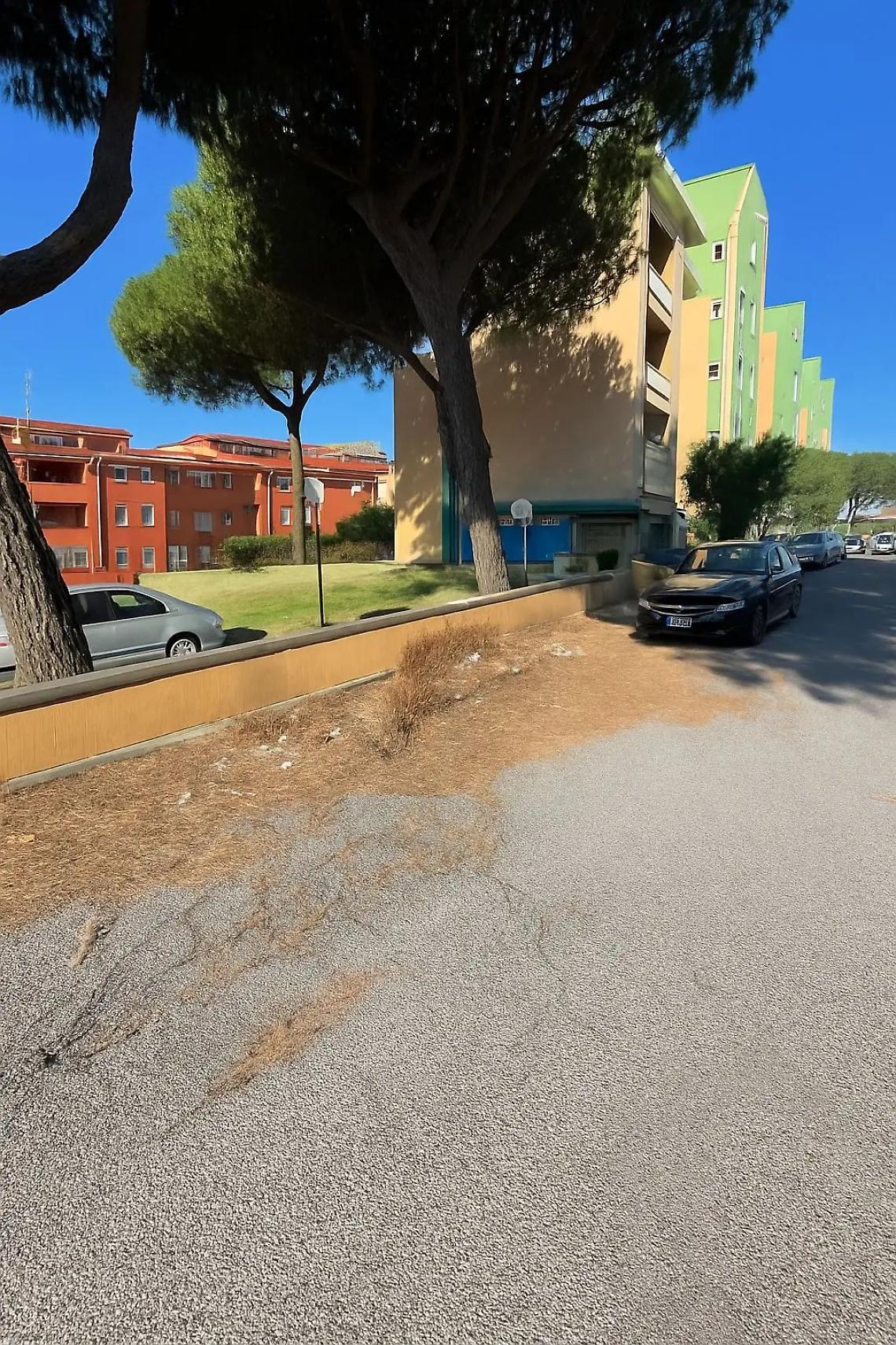 &Egrave; guerra alle auto abbandonate