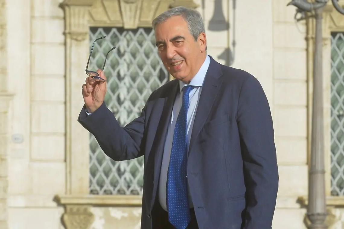 Gasparri (Fi): &laquo;Mantenere in riserva fredda Civitavecchia e Brindisi&raquo;