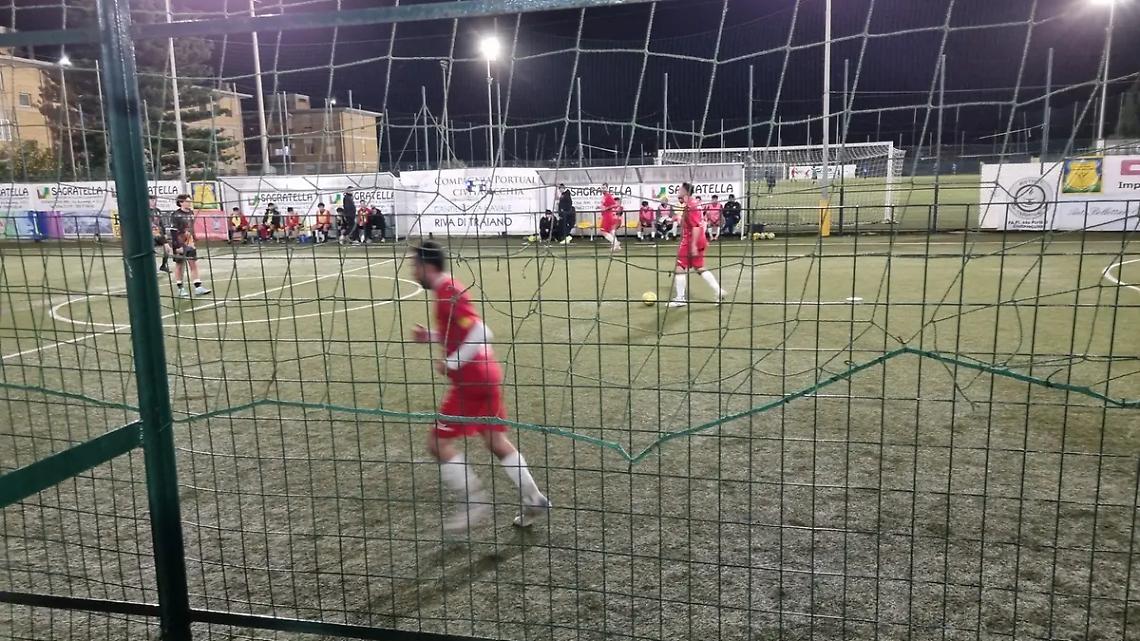 Qco, la vittoria dei bei gol con messaggio all&rsquo;Evergreen