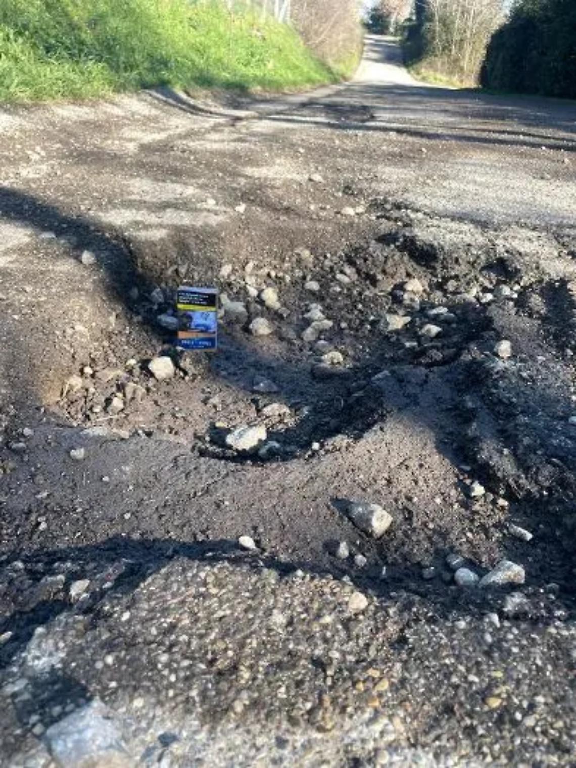 &laquo;Ponte pericolante e crateri sull&rsquo;asfalto&raquo;