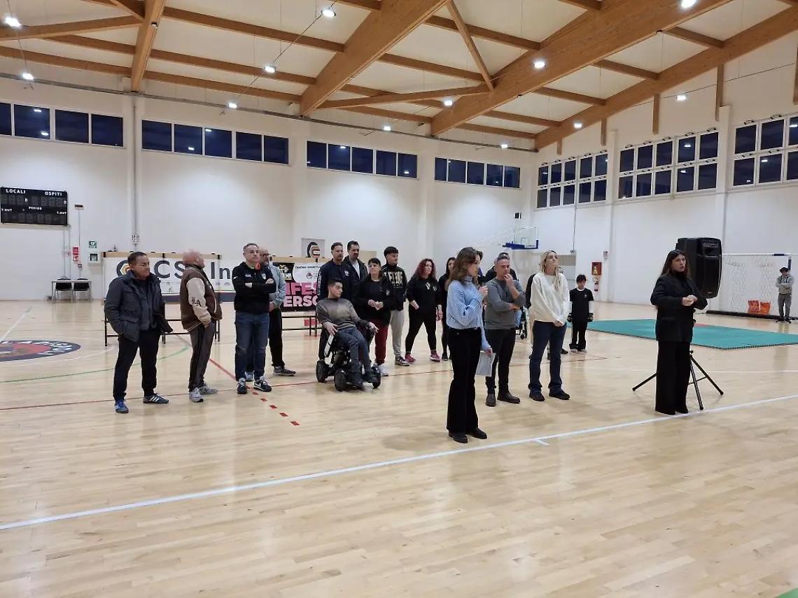 Il Pala Sorbo omaggia Giuliano Falcioni, tra ricordi e dimostrazioni