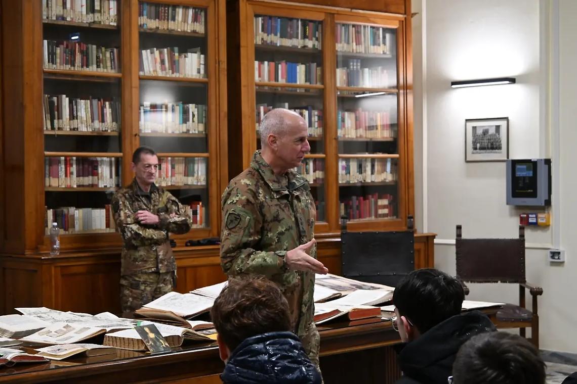 Studenti del Galilei in visita al Comvie