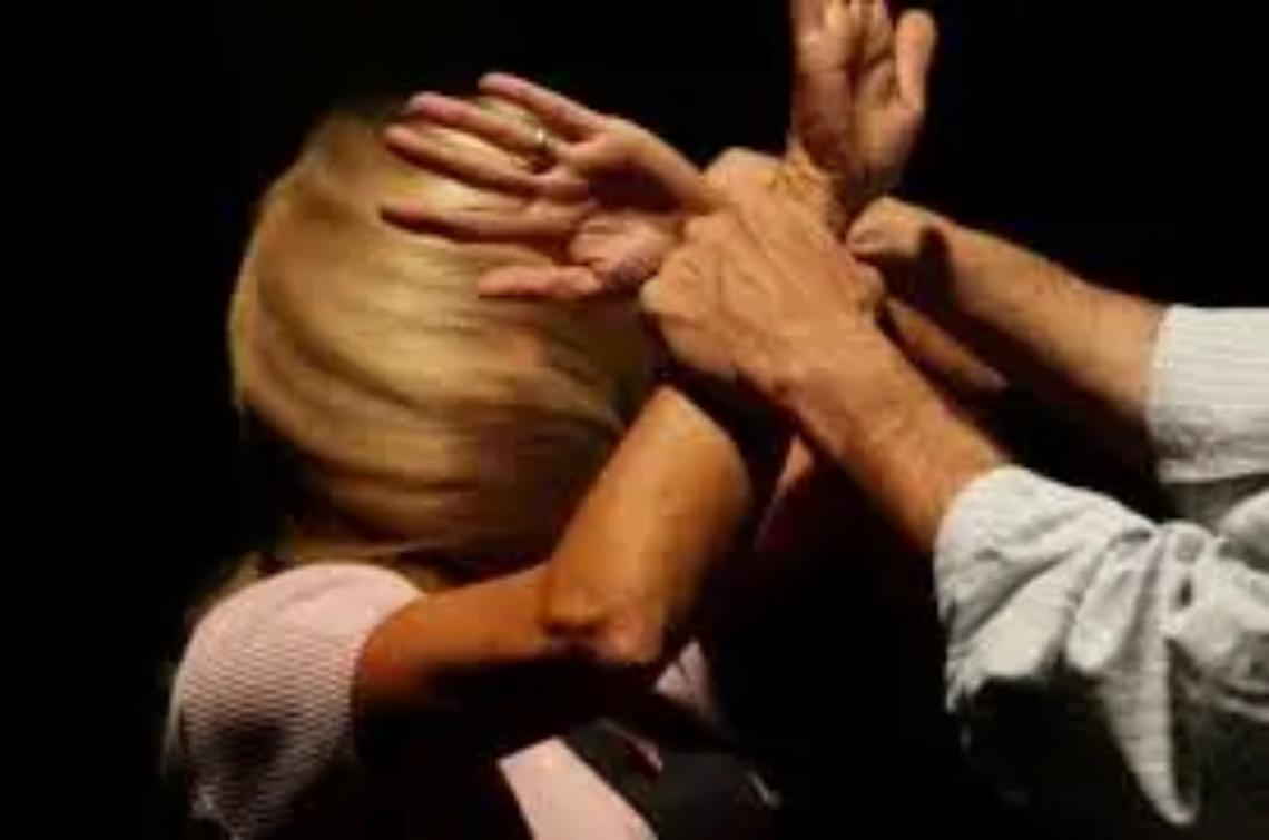 Viterbo: aggredisce la compagna, arrestato per maltrattamenti in famiglia e atti persecutori