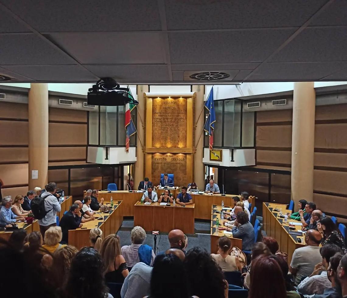 &laquo;Maggioranza senza numeri&raquo;, l&rsquo;opposizione esce allo scoperto