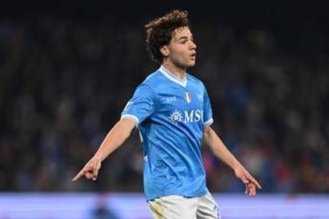 Napoli, infortunio e fasciatura per Vergara: cos'&egrave; successo con il Torino