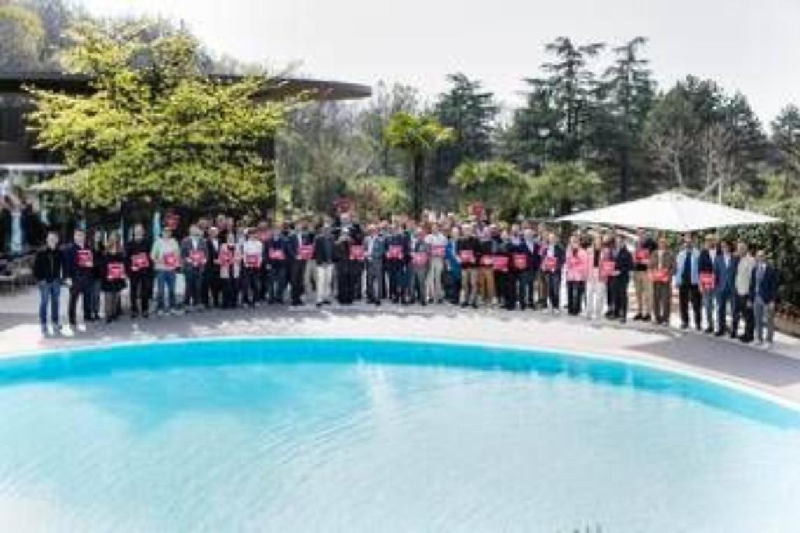 Consegnate da Metro Italia le targhe ufficiali della Guida Michelin 2026 ai ristoranti lombardi