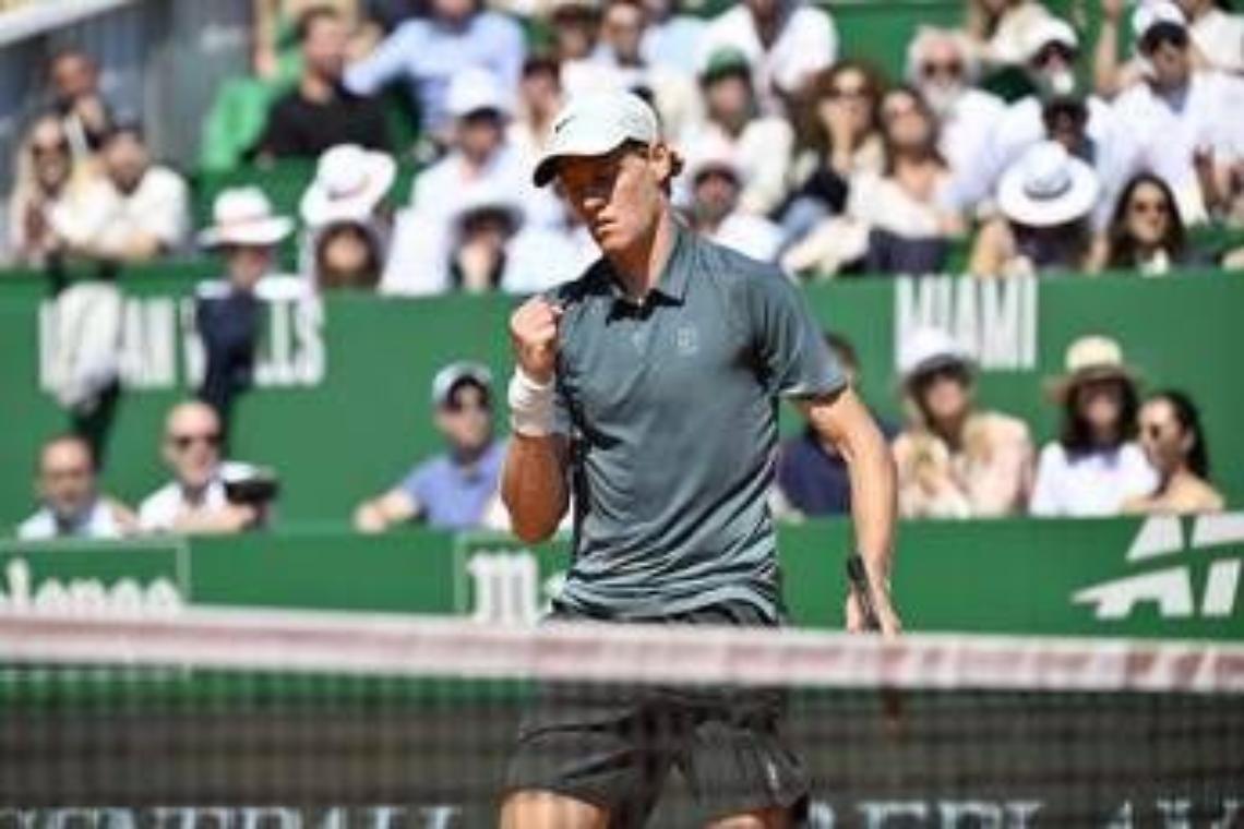 Montecarlo, Sinner domina anche contro Zverev e vola in finale - Rivivi il match