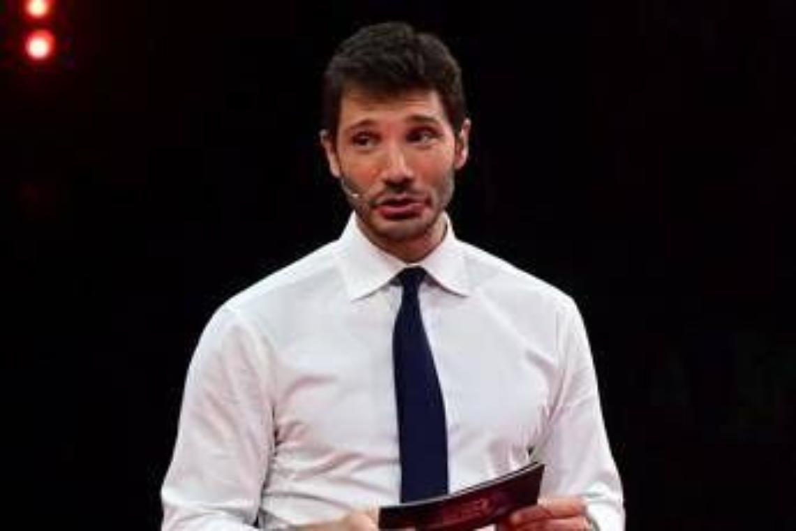 Ascolti tv, vince 'Dalla Strada al Palco' su Rai1. In access lo speciale di 'Affari Tuoi' vola al 27%