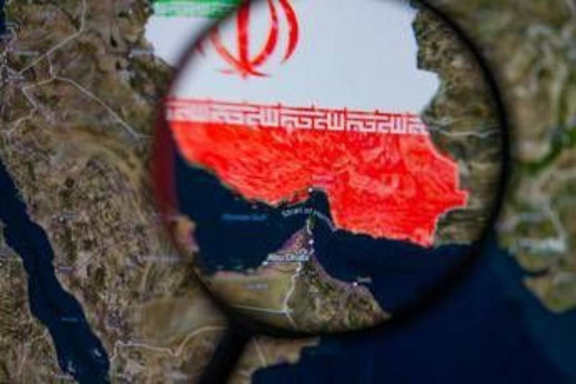 Iran, media: due cacciatorpedinieri Usa hanno attraversato Hormuz. Ma Teheran smentisce