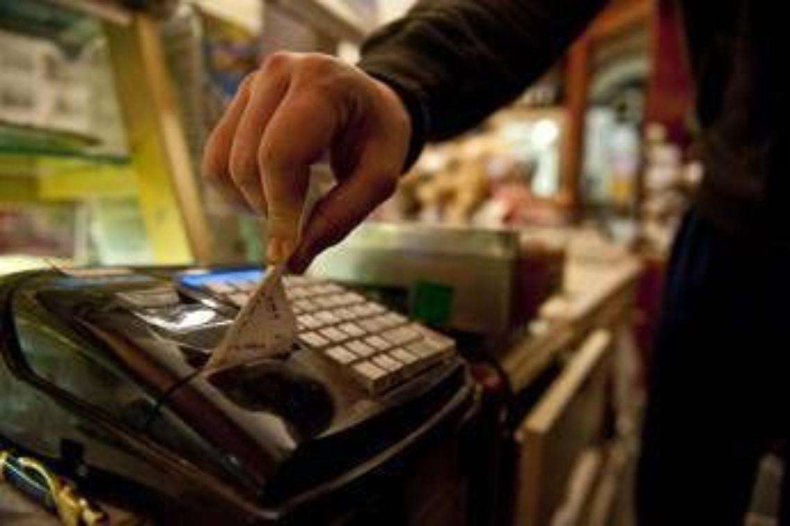 Collegamento Pos e registratore di cassa, cosa cambia: luned&igrave; ultimo giorno per mettersi in regola
