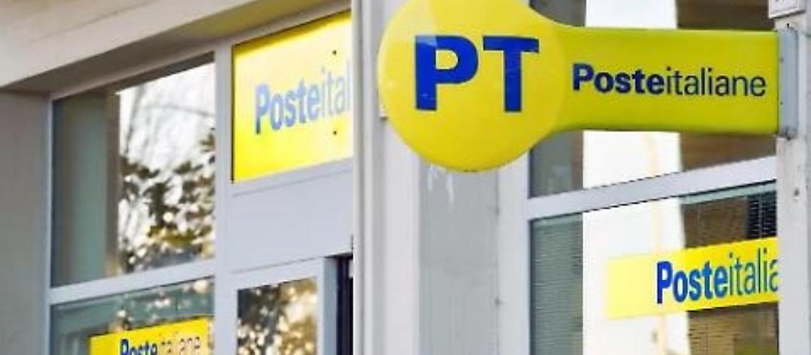 Poste Italiane, file infinite e servizi ko: niente cartelli per avvisare gli utenti