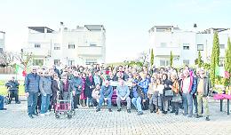 Santa Severa nord, inaugurata la targa sulla panchina rossa 