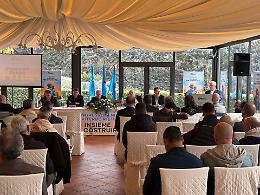 &laquo;Nelle imprese edili pochi addetti e contratti a termine in aumento&raquo;