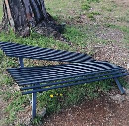 Vandali all'assalto del parco Vannini appena riqualificato: &egrave; caccia ai responsabili