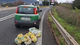 Getta rifiuti sul raccordo, per lui una denuncia e maxi multa