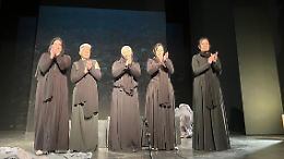 &ldquo;Il destino di tutte le cose &egrave; cambiare&rdquo;: storie di rinascite sul palco del carcere