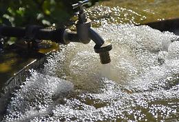 Allarme acqua: luned&igrave; possibili stop e cali di pressione