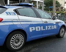 Fermato dalla Polizia con alcuni panetti di hashish