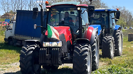 Rincari, trattori sull'Aurelia: &egrave; protesta pure a Pasqua