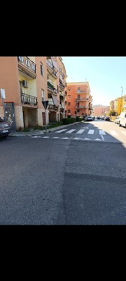 Parcheggi spariti tra divieti e lavori fantasma: la protesta di un residente