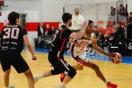 Supernova Fiumicino travolta a Pomezia: la Virtus domina gara 1 83-65