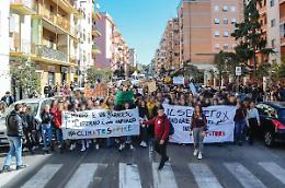 Biodigestore, oggi si scende in piazza