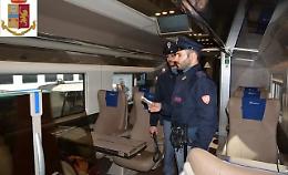 Condannato per droga, rintracciato in treno