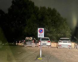 &laquo;Divieti di sosta per un diserbo che non c&rsquo;&egrave; mai stato&raquo;