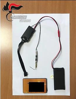 Viterbo: all&rsquo;esame della patente con ricetrasmittente e microcamera