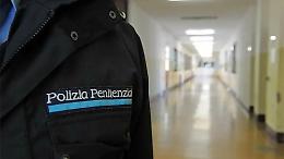 Viterbo: detenuti danno fuoco a materassi e coperte, due agenti in ospedale