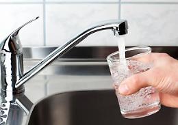 Acqua, un bene sempre pi&ugrave; caro