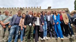 Elly Schlein a Viterbo: &laquo;I nostri avversari: la destra e l&rsquo;indifferenza&raquo;