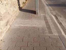 &laquo;Percorsi tattili finiscono contro le mura&raquo;