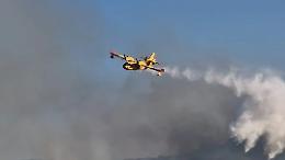Vasto incendio a Tuscania: in azione due canadair