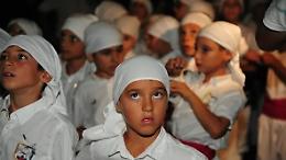 Mini facchini pronti ad &ldquo;accapezzare&rdquo; il ciuffo