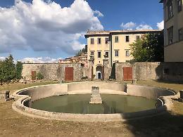 Palazzo Chigi Albani ospita la mostra collettiva &ldquo;To be or not to be&rdquo;