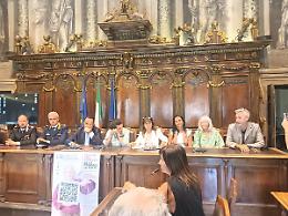 Contro le truffe agli anziani torna in campo nonna Licia