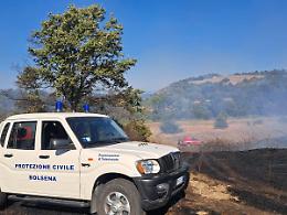 Incendio sulla provinciale Bolsenese