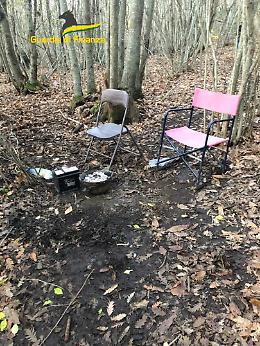 Smantellata postazione dello spaccio nei boschi di Monte Fogliano