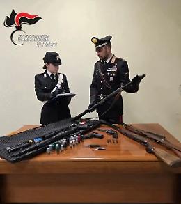 Custodiva arma clandestina e munizioni, arrestato un 60enne