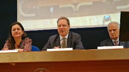 &laquo;L&rsquo;intelligenza artificiale &egrave; un&rsquo;onda che non possiamo fermare&raquo;