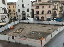 Floris: &laquo;Dal 5 maggio posizionamento delle lastre di peperino&raquo;