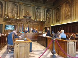 Recupero crediti, scontro in consiglio comunale