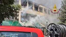 Inferno di fuoco nella facolt&agrave; di Agraria