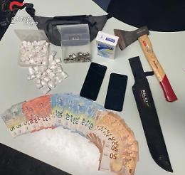 Spaccio nei boschi, ucciso un pusher in un bivacco scoperto a Orte