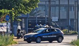 Esplode una bomboletta a gas, quattro detenuti restano feriti a Mammagialla