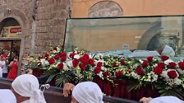 &laquo;Grazie al vescovo, Rosina ha potuto sfilare in citt&agrave;&raquo;