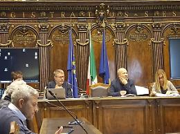 Viterbo: via libera al regolamento per i dehors